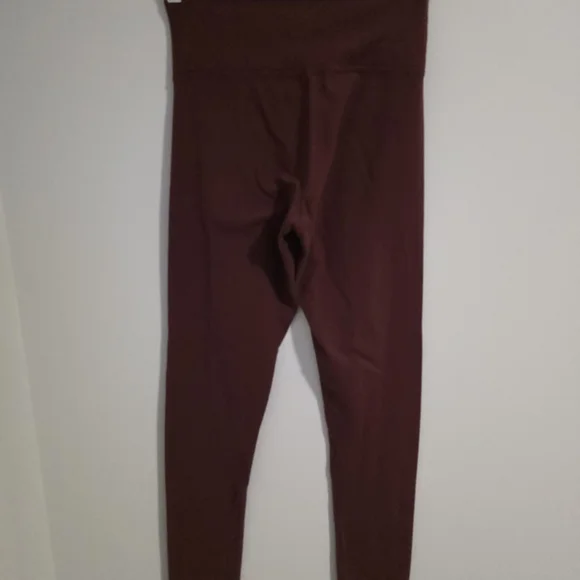 TNA Burgundy Leggings - Picture 5 of 8